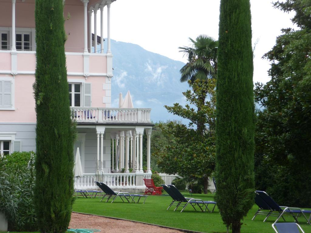 Residence Ville Lago Lugano Porto Ceresio Exterior foto